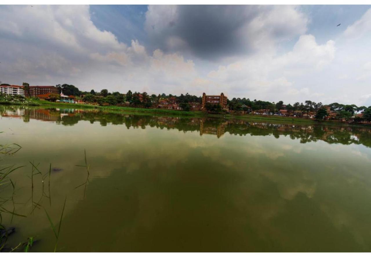 קמפאלה Royal Lake View Gardens מראה חיצוני תמונה