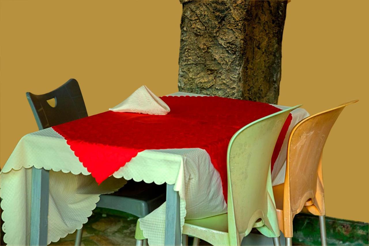 קמפאלה Royal Lake View Gardens מראה חיצוני תמונה